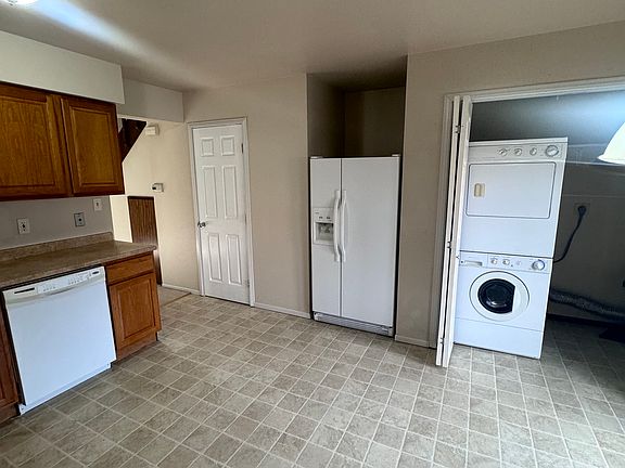 3rd image of 1272 N 19th St