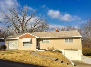 1917 Manchester Rd, Saint Joseph, MO 64505