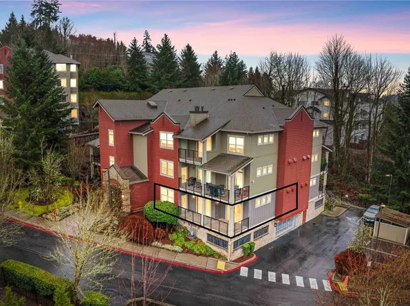 6800 132nd Place SE #W104, Newcastle, WA 98059