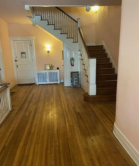 105 W Tulpehocken St #5 — Photo 3