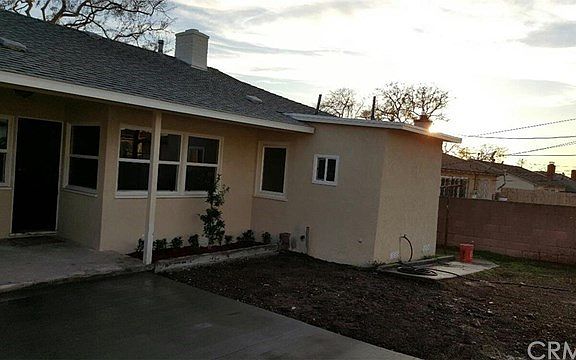 5th image of 1655 W 109th Pl