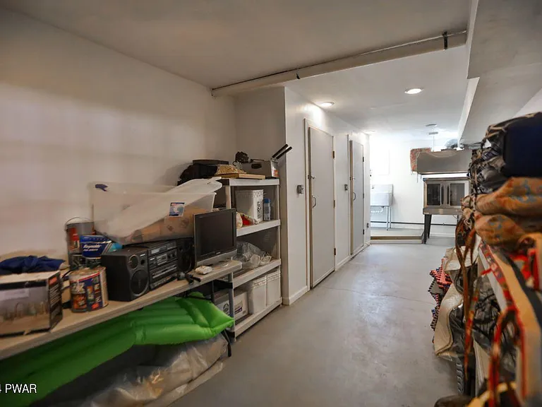 110 Stallion Dr — Photo 224