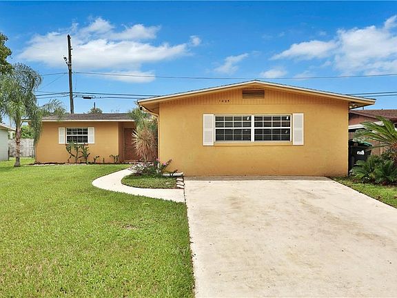 3rd image of 1025 Barbados Ave