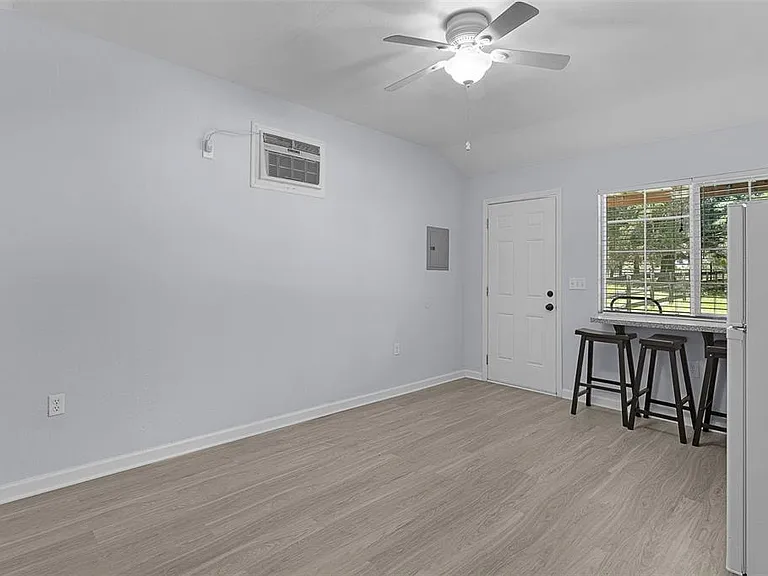 400 NW 80th Ave — Photo 50