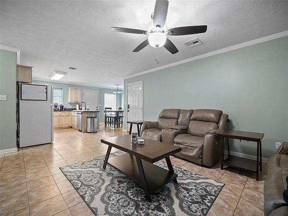 3rd image of 5750 Nobie Ln