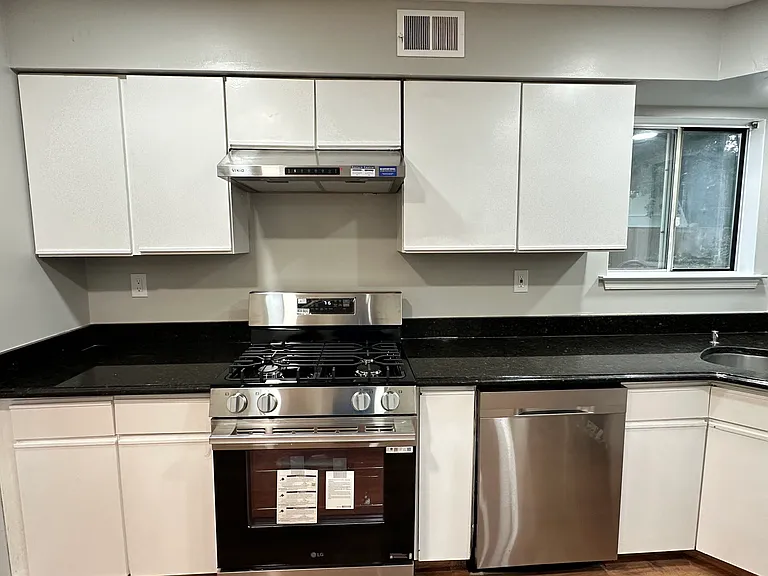 28 Geraldine Rd — Photo 6