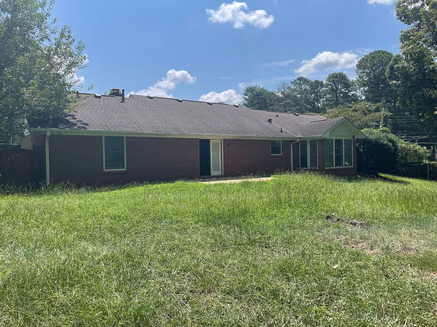 New Renovated 3 Bed/2 Bath Home For lease in Stone Mountain — Photo 4