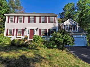 32 Buttonwood Ave, Sutton, MA 01590