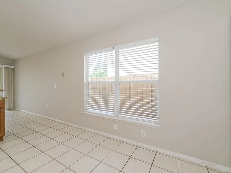 1802 Meadow Pond Way — Photo 7