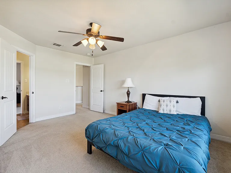 13401 Ronan — Photo 31