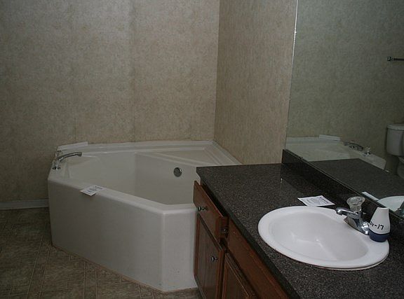 2nd image of 508 Lee Road 2095