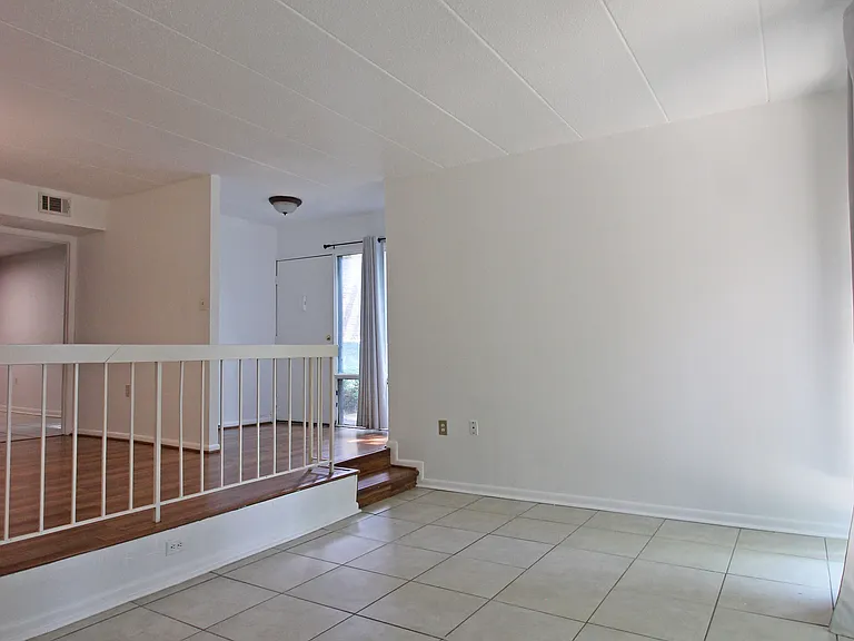 11607 Windbluff Ct #11607 — Photo 2