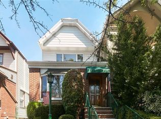 215 93rd St, Brooklyn, NY 11209