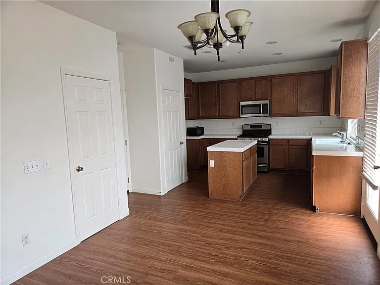 1623 Palermo Dr — Photo 4