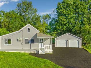 19 Eustis St, Lewiston, ME 04240