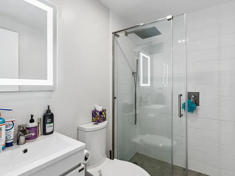 150A Josiah Ave — Photo 7