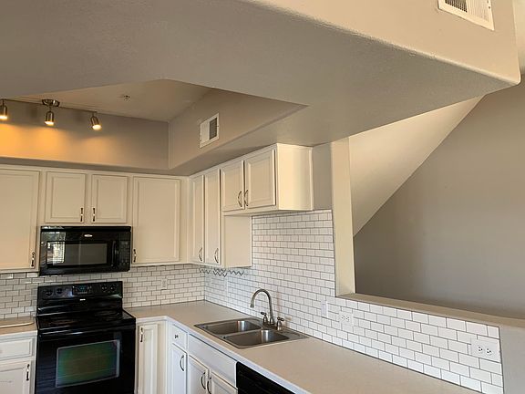 4th image of 2401 E RIO SALADO Parkway #1205