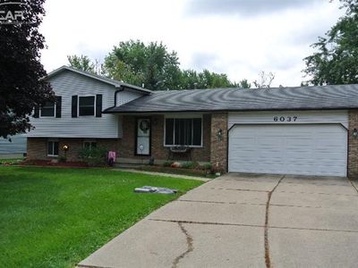 6037 W Court St, Flint, MI, 48532