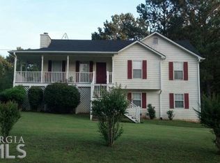 225 Rio Rancho Dr, Temple, GA 30179