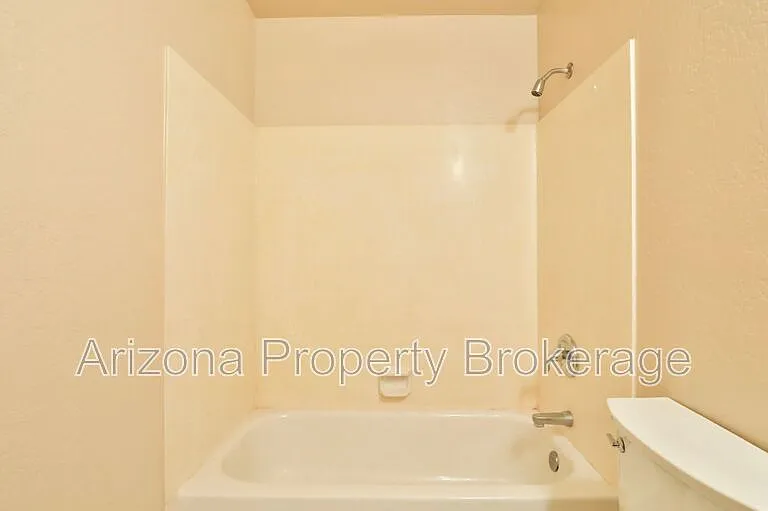 4601 E Scott Ave — Photo 27