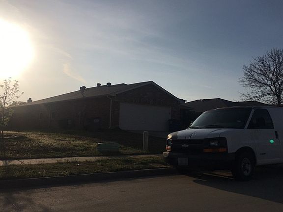 3rd image of 2625 Harbor Lights Dr
