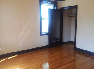 2945 W 56th St #2, Chicago, IL