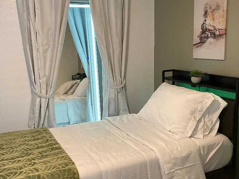306 Mahogany Ln — Photo 37