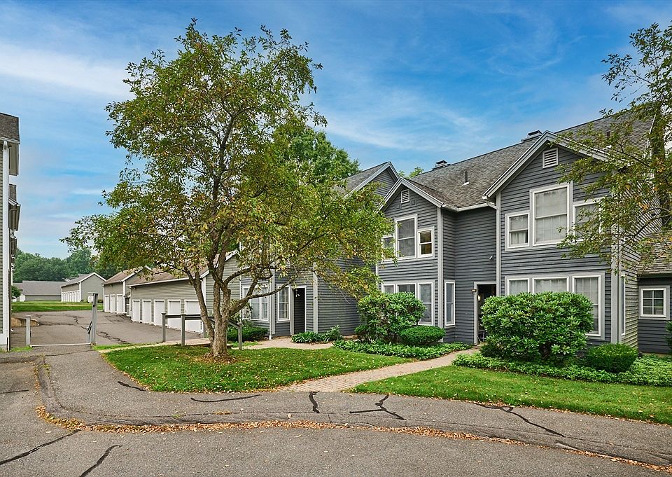 1st image of 51 Amity Pl #51