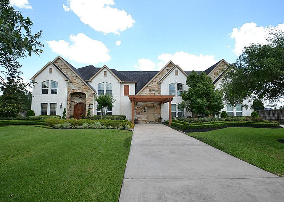 2nd image of 24803 Laguna Edge Dr