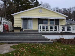12206 N Sherman Lake Dr, Augusta, MI 49012