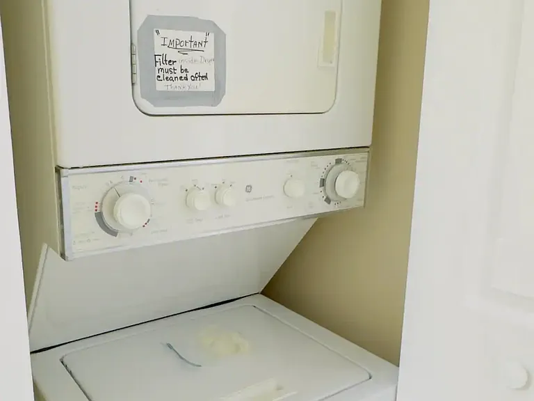 529 White River Dr #19I — Photo 14