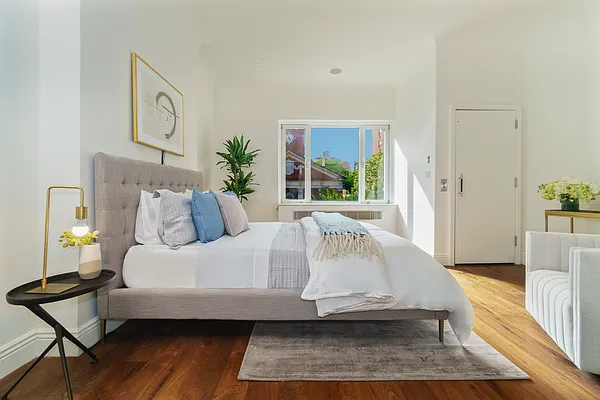 Sold by Corcoran | media 15