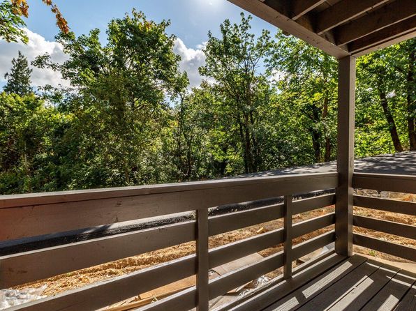 14155 Beavercreek Rd APT 213