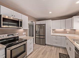 107 LEISURE WORLD --, Mesa, AZ 85206