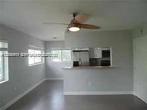 820 3rd St #14 — Photo 10