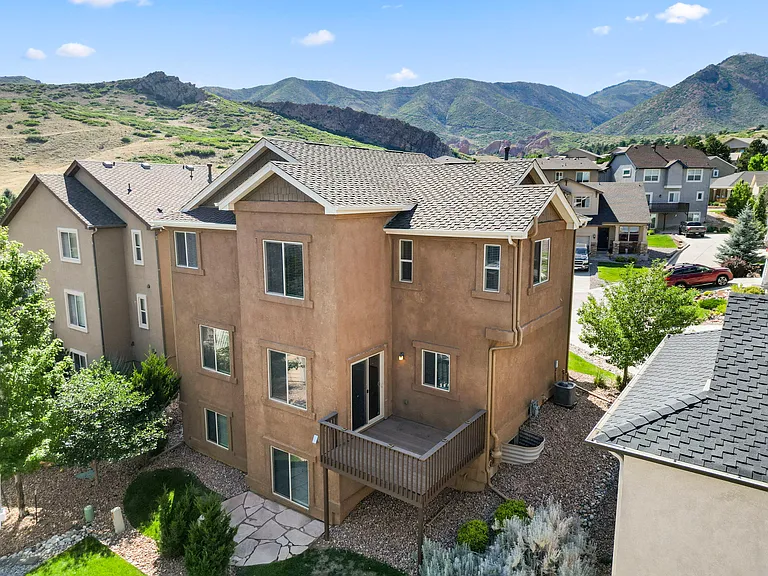 5651 Majestic Dr — Photo 28