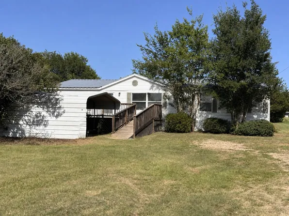 497 Cool Water Dr, Bastrop, TX 78602