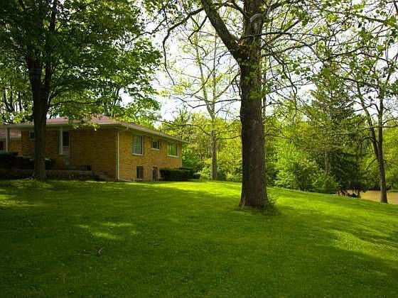 1st image of 680 S East Dr