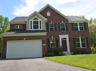 8359 Longfields Ln, Alexandria, VA 22309