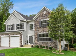 3050 Blacksmith Ln, Huntingtown, MD 20639