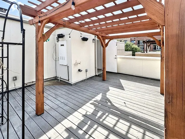 3210 Carlisle St #40 — Photo 9