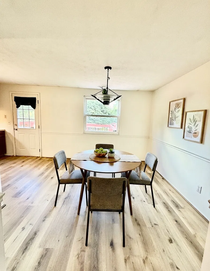 3 bed, 1.5 bath, 1400 sqft, $1,950 — Photo 4