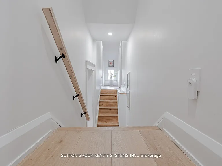 47 Nelson St — Photo 18