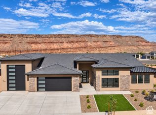 2077 E Tombstone Ln, Washington, UT 84780