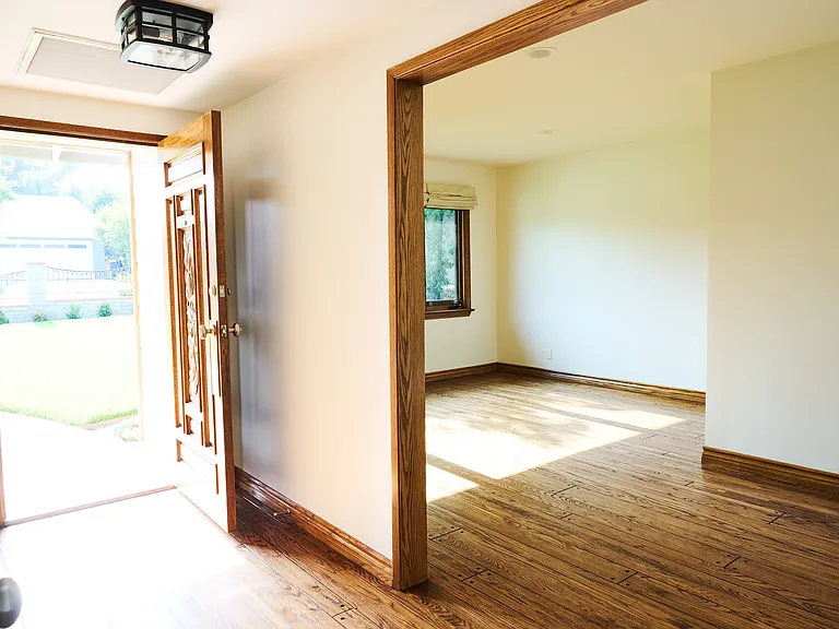 4720 Hayman Ave — Photo 14