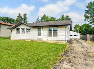 2114 Leness Ln, Crest Hill, IL 60403