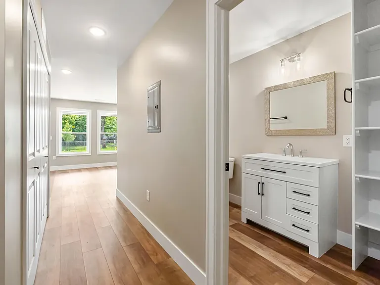 204 N Van Dorn St — Photo 13