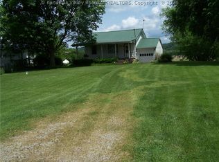 18485 Kanawha Valley Rd, Southside, WV 25187