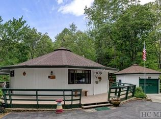 738 Bald Mountain Rd, Sky Valley, GA 30537