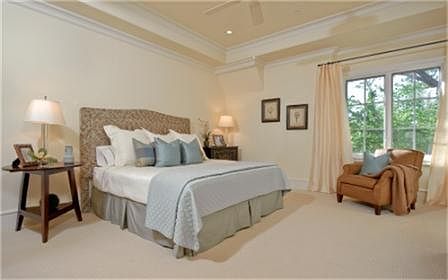 1st image of 4608 Abbott Ave #111